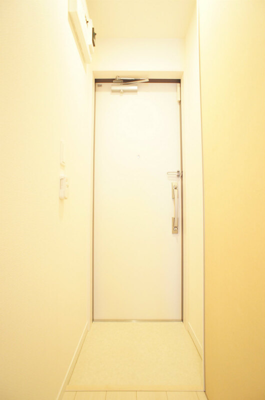 リブリ・Eminence小向3階 玄関