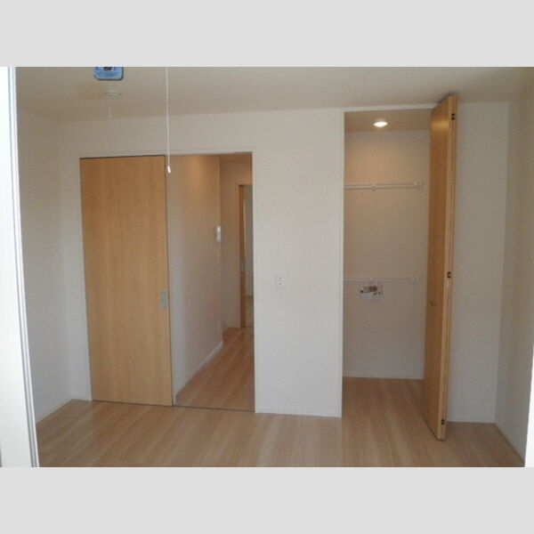 プランドール・ピア101号室 洋室