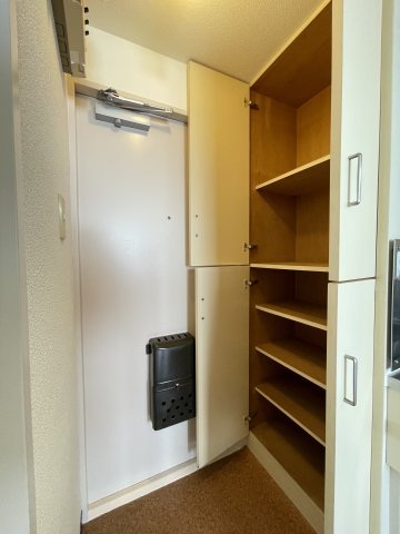 スカイコート尾山台 収納