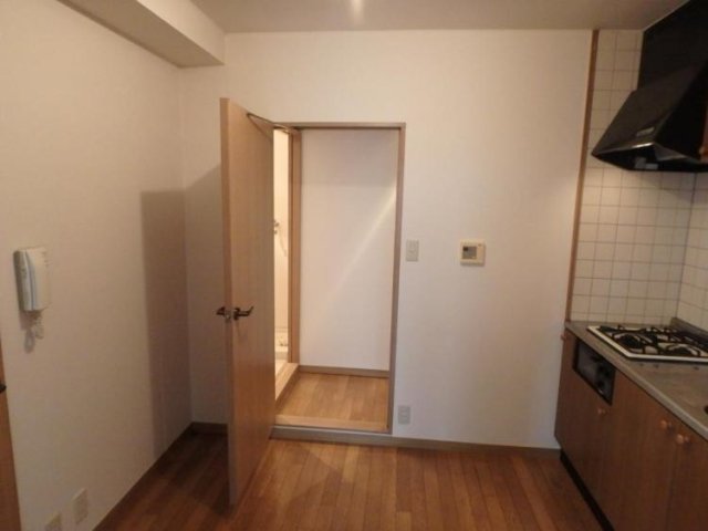 グランドゥール祐天寺 リビング