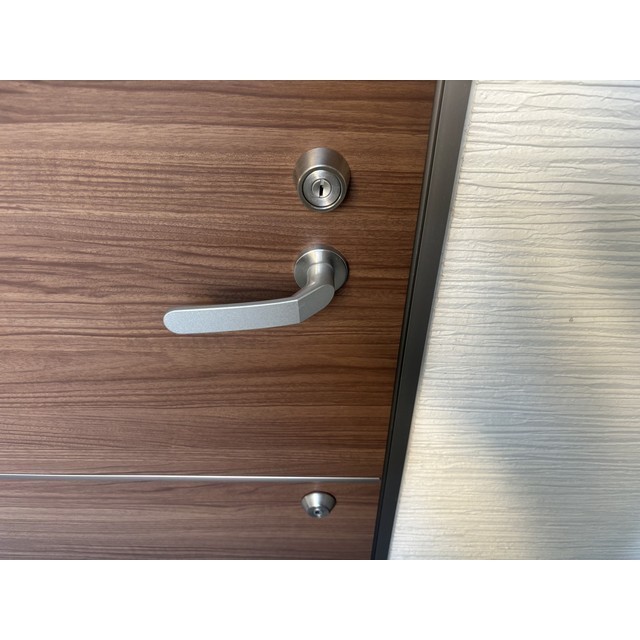 レジデンスウエスト相武台105号室 玄関