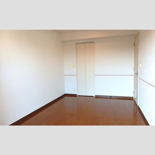 ロイヤルパークスシーサー0405号室 洋室2