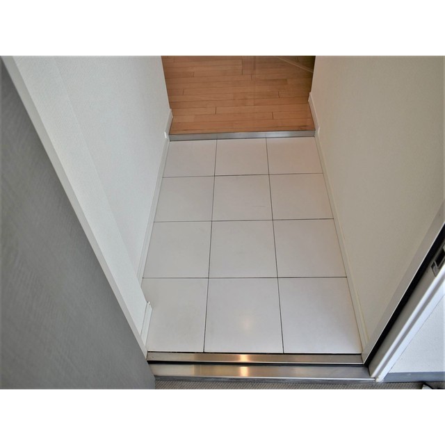 ルクレ新川レジデンス0403号室 玄関