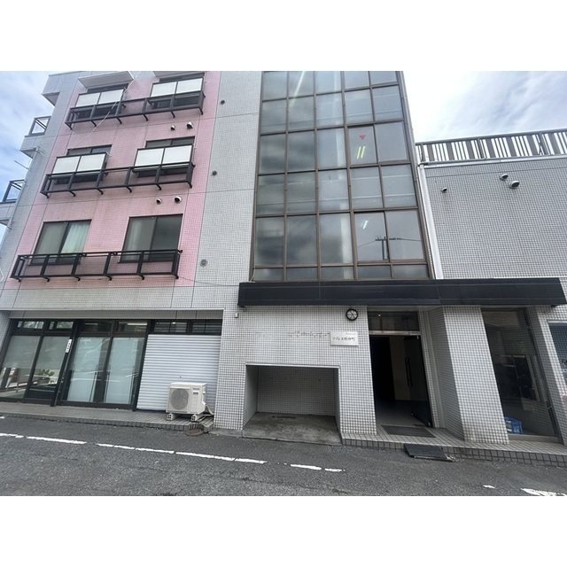 リブレス明神町　旧かぴーハイツKANBE 外観