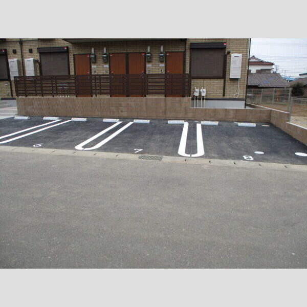 ボナール202号室 駐車場