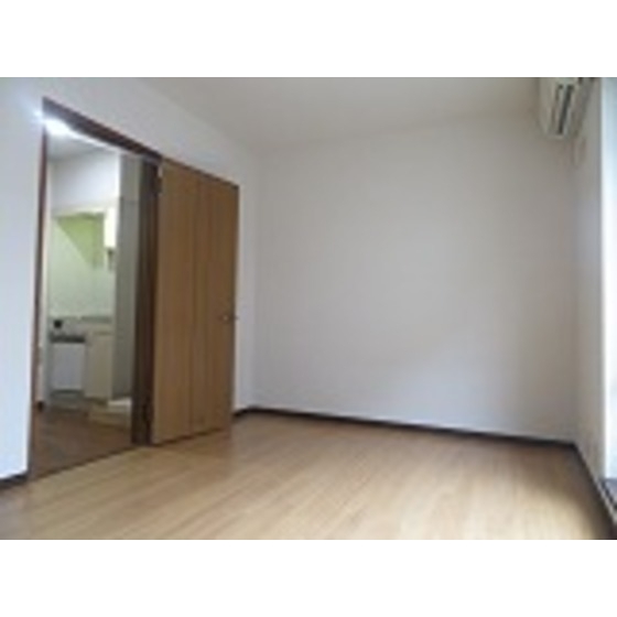 フラットエイト 内観