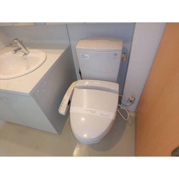 ロイヤルエモンド国分寺 トイレ