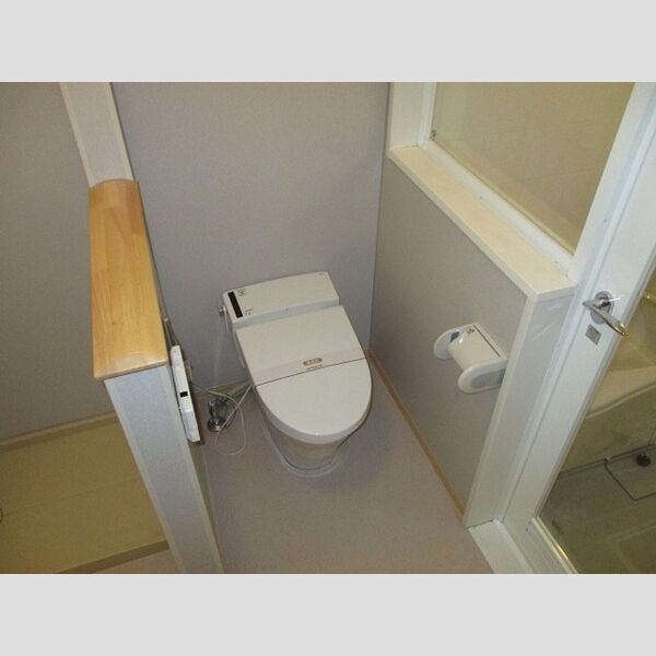 ベネツォーネ　E トイレ