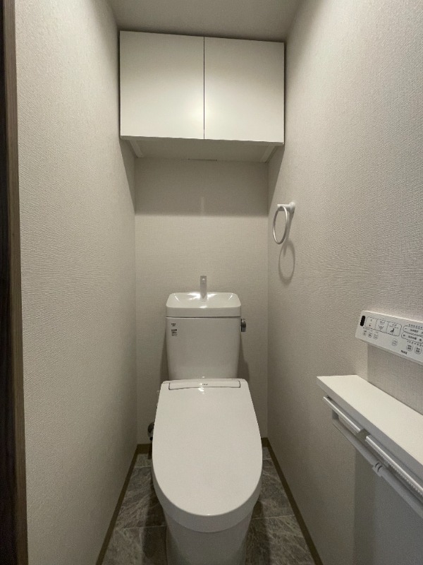 クロスゲート青葉台5階 トイレ