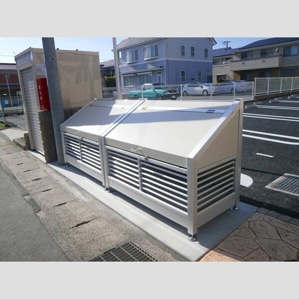 フェリーチェ ゴミストッカー