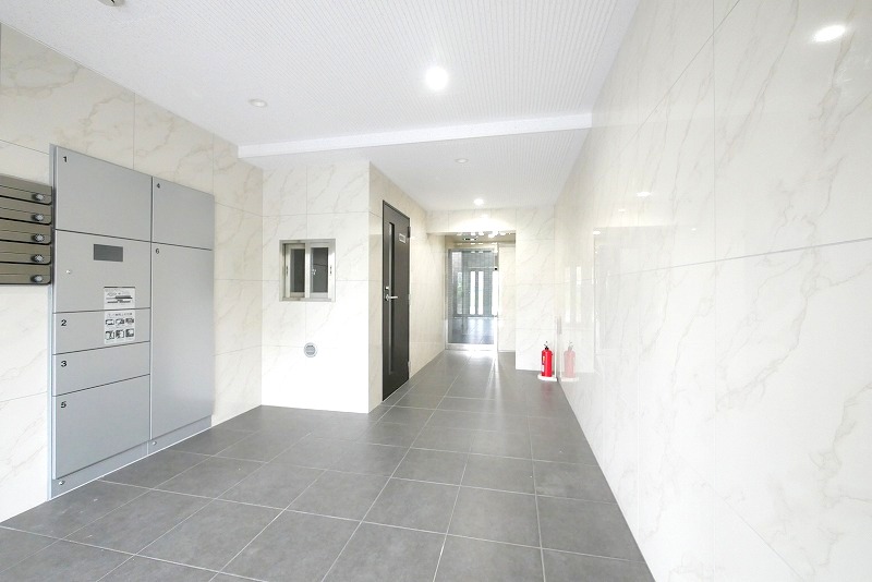 ペアパレス六町1号館4階 外観