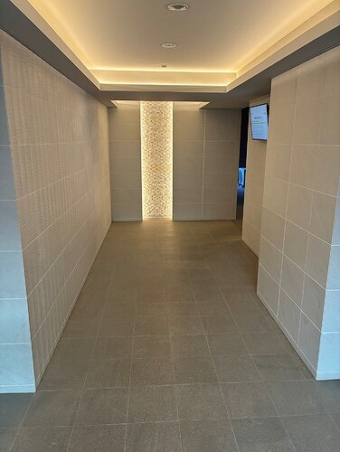 ミオカステーロ京王稲田堤２2階 ロビー　※2026年3月撮影の写真