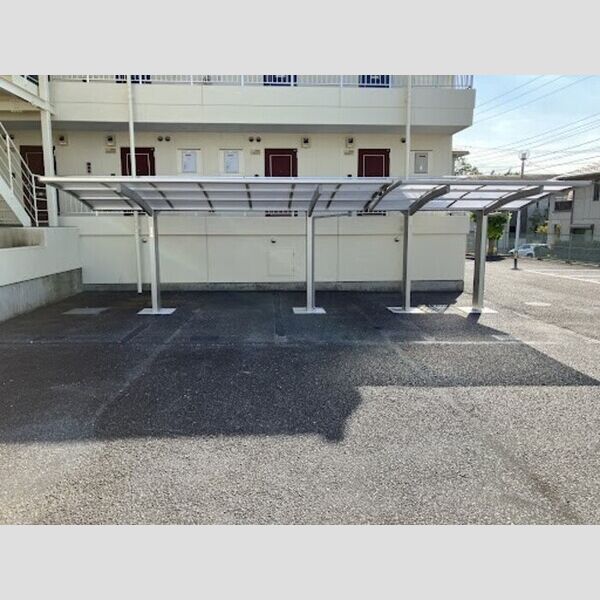 ハイムカメリア305号室 駐輪場