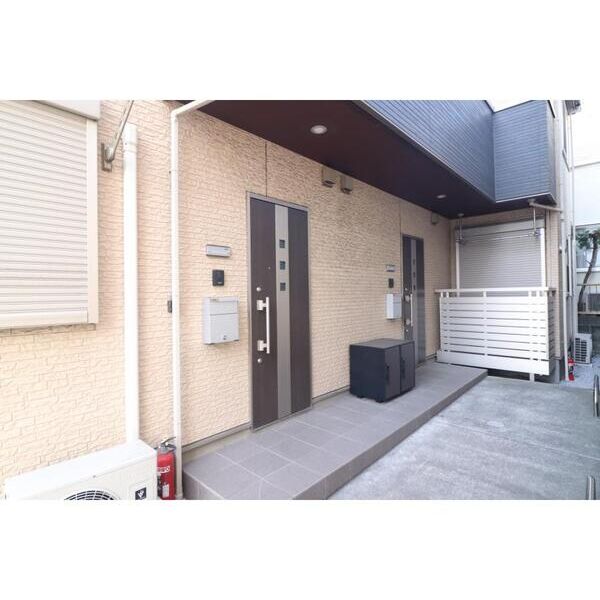 Le　Monde　KAMAKURA102号室 エントランス