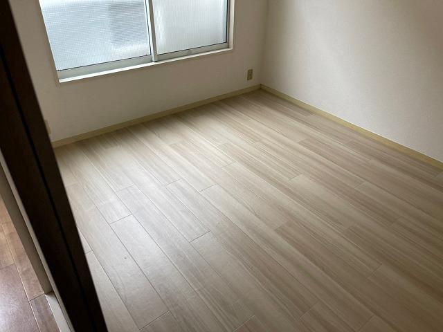 メゾン・コロナード1階 内観