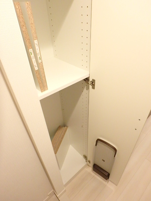 ガーラ・ヴィスタ練馬5階 傘やブーツも収納できるシューズクローゼット