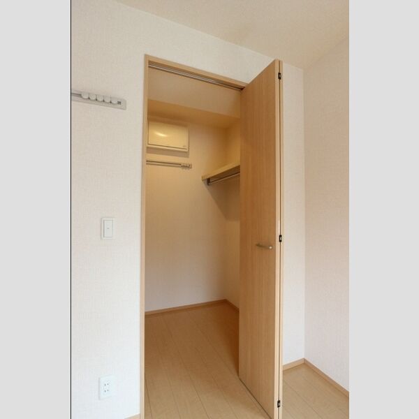 クレシアコート ウォークインクローゼット