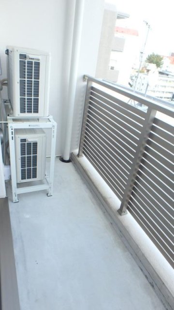 コスモグレイス新宿 バルコニー
