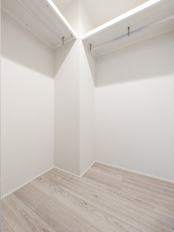 エリタージュ2階 収納