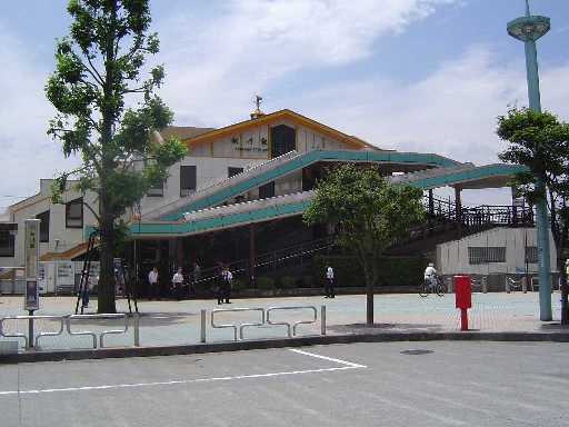 エスポアハイム 秋川駅まで860ｍ