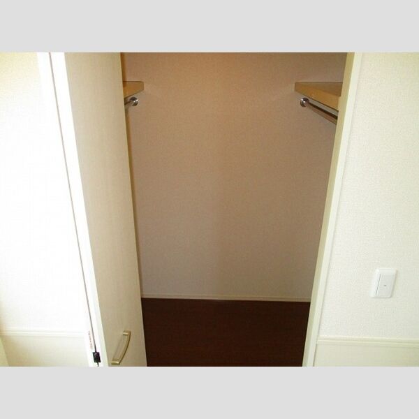 ラ・メール長須賀 ウォークインクローゼット