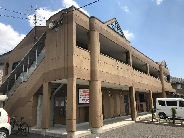 マスターピース202号室 外観写真（昼）