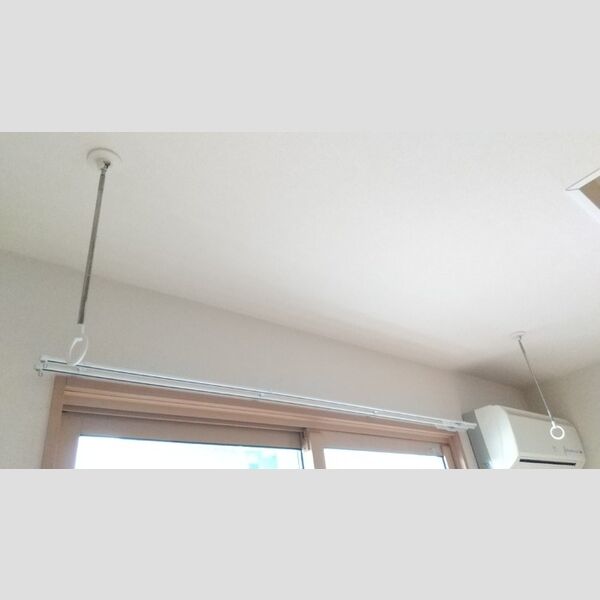 オークヒル203号室 室内物干し