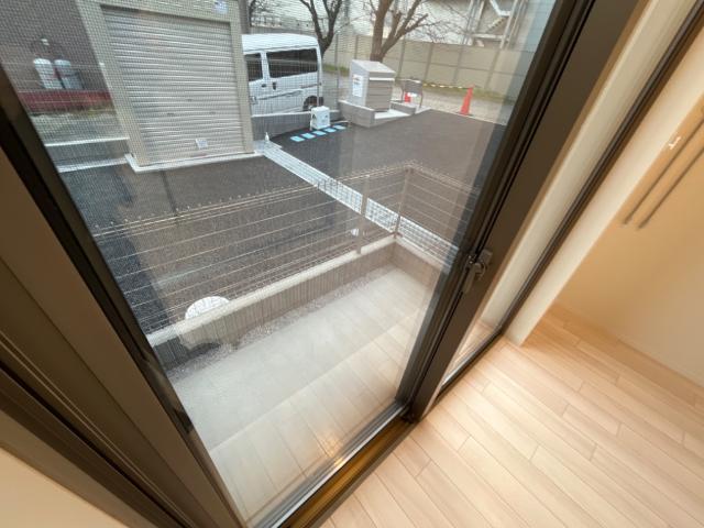 ZaKuRo101号室 ベランダ