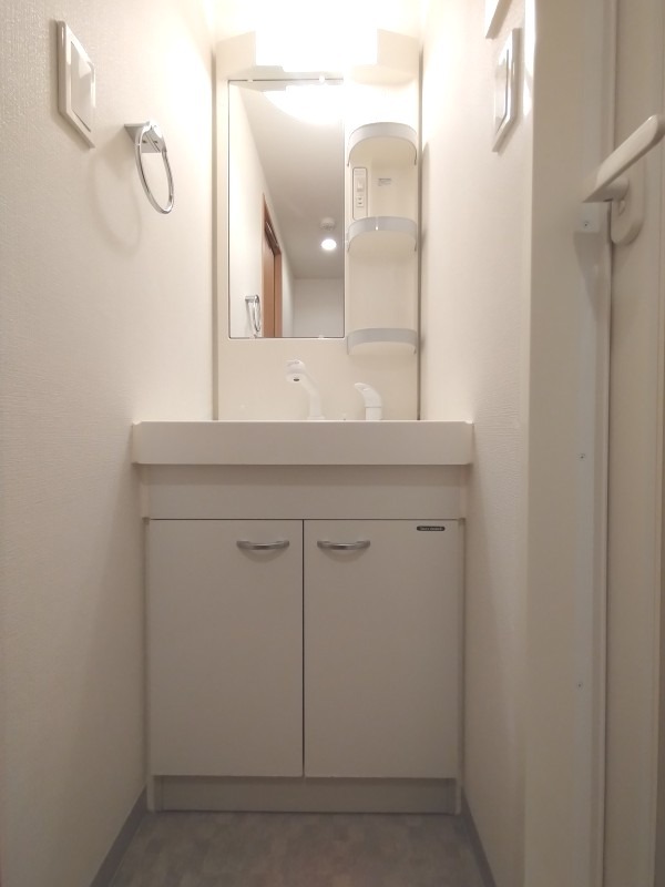 クレイシア南大井 洗面