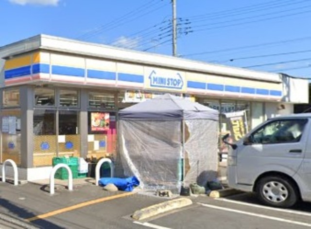 ドミール鷹ノ台0201号室 ミニストップ小平たかの街道店
