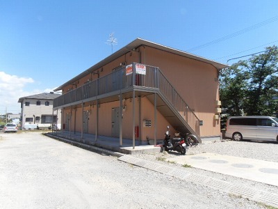 パインサークルの外観画像