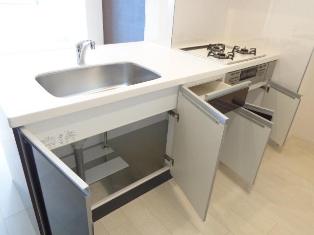 ブラン　メゾン システムキッチン