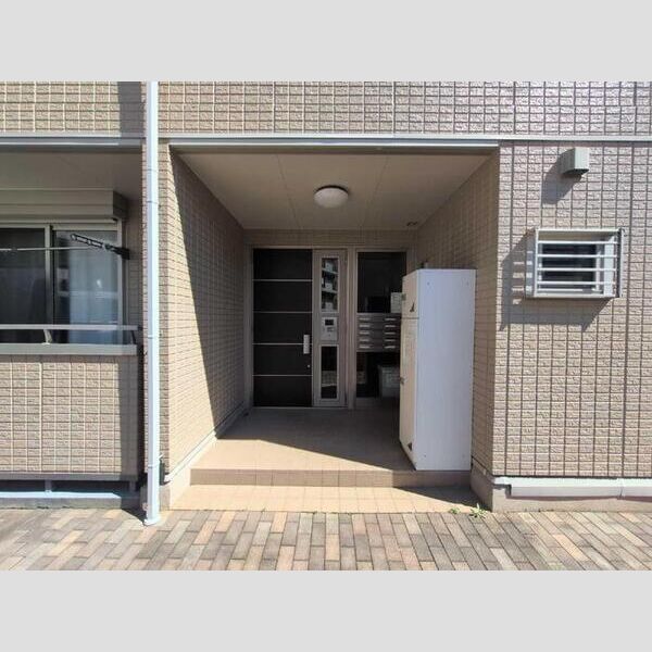 コルナス蒲田 エントランス