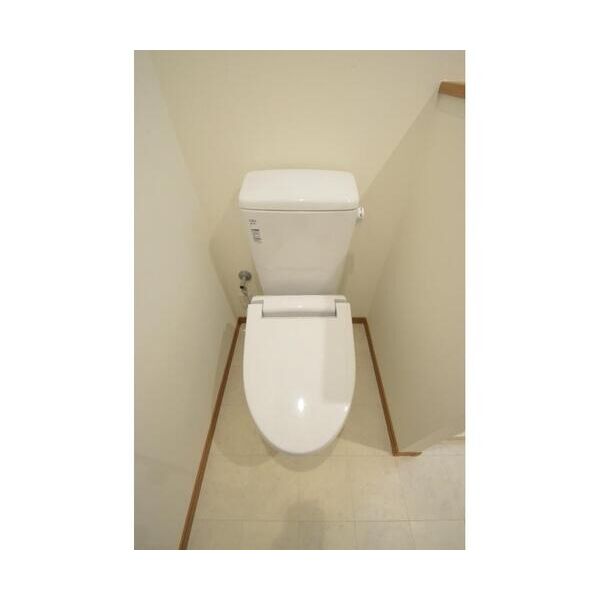 アクイラ・モンテ目黒 トイレ