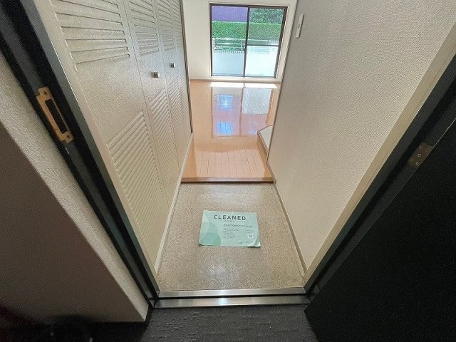 シャルマン中野坂上 玄関