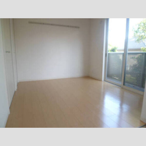 メープル コート 南洋室5.25帖です。収納ございます。