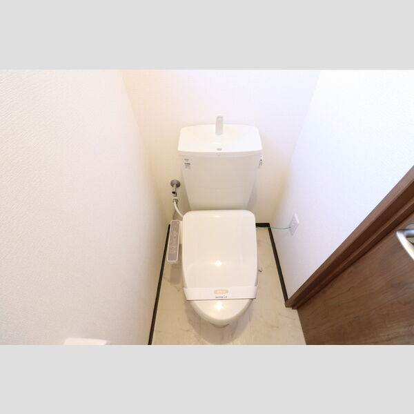 第3タツミコーポ 温水洗浄暖房便座