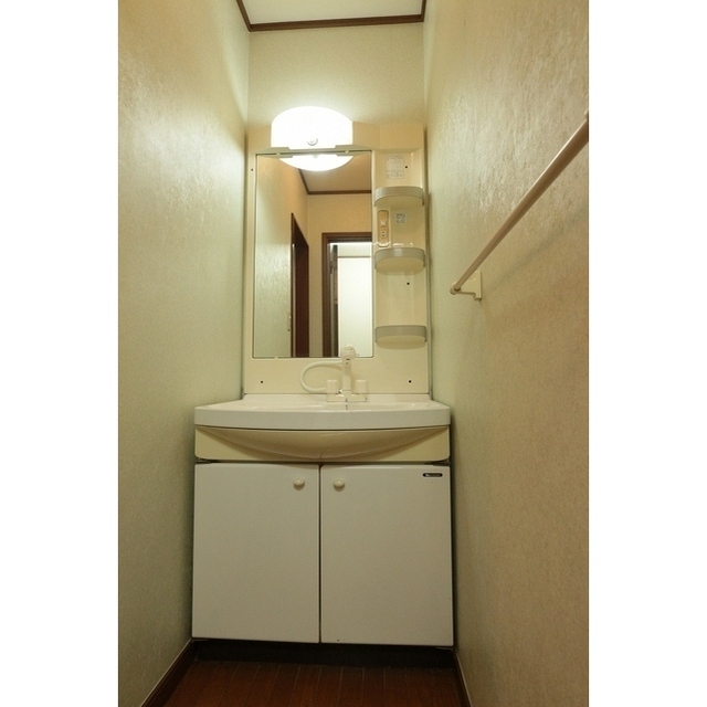 ハイツ高松201号室 内観