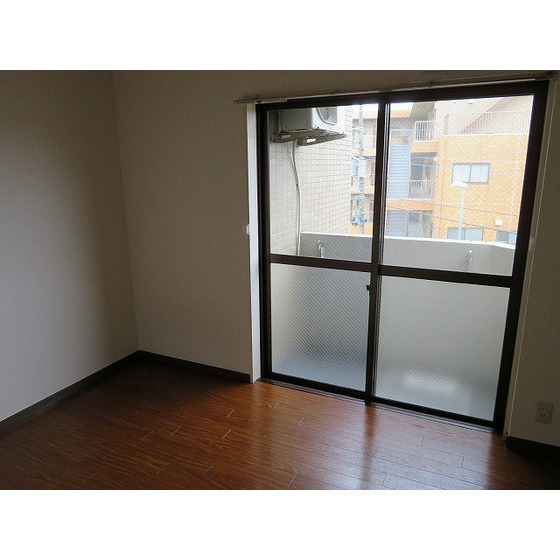 リーセントパレス神木本町 居室