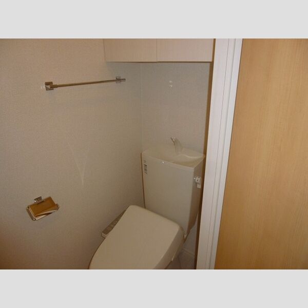 クレアーレ弐番館 1Fトイレもちろん温水洗浄暖房便座です