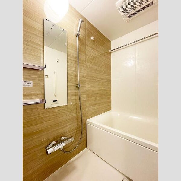 Alivis東瑞江306号室 お風呂