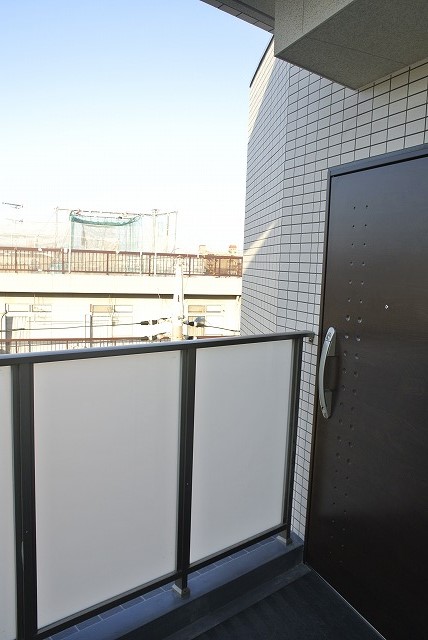 グロウワード東京ノース・アリビエ 内観