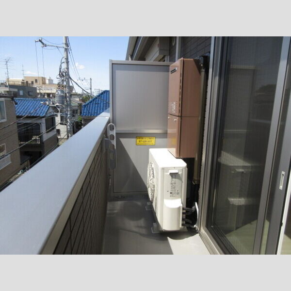 アンジュール大谷口305号室 バルコニー