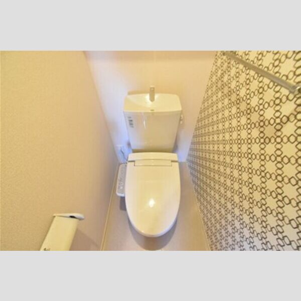 グランイーグルB302号室 トイレ