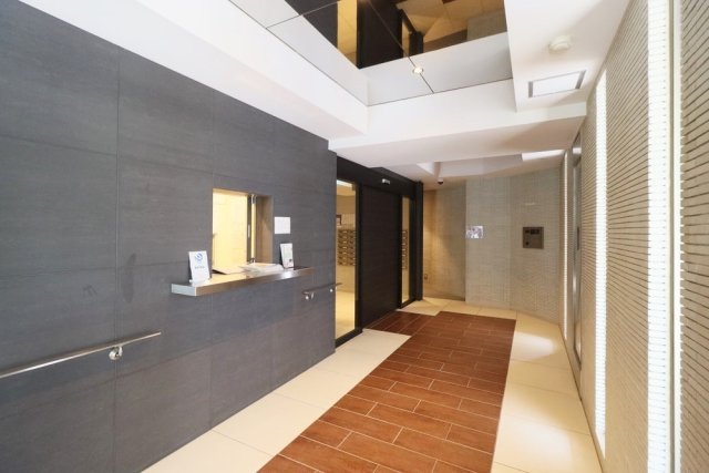 GALICIA RESIDENCE HIROO11階 エントランス