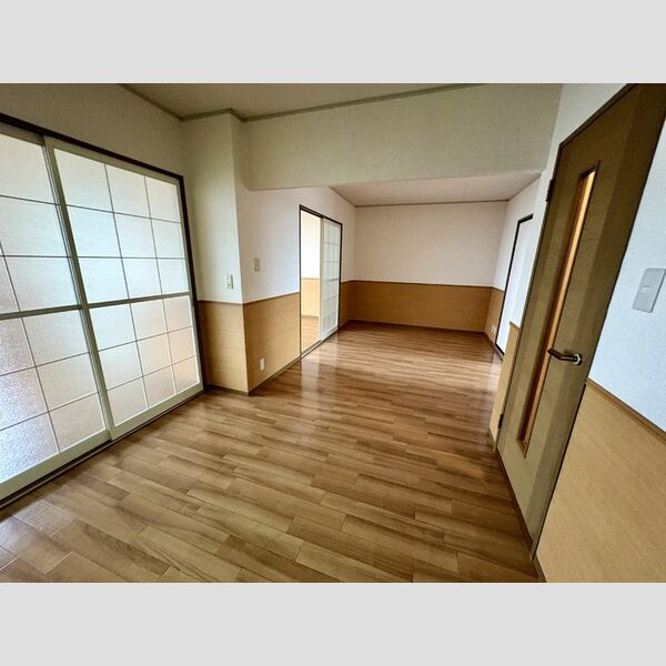 302号室
