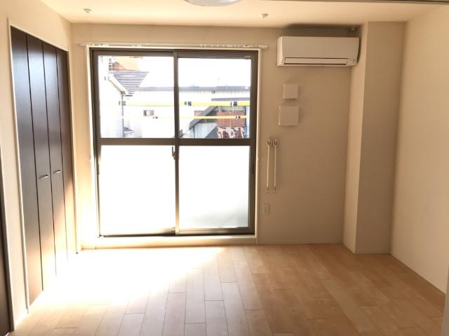 Ｒｏｏｆｅｒ 洋室