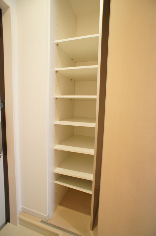 リブリ・OMOTO2階 収納