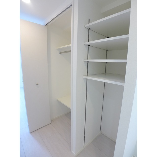 B CITY APARTMENT NAKANO EAST0702号室 同建物別部屋の参考画像