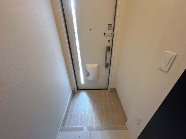 アルセＢ201号室 玄関